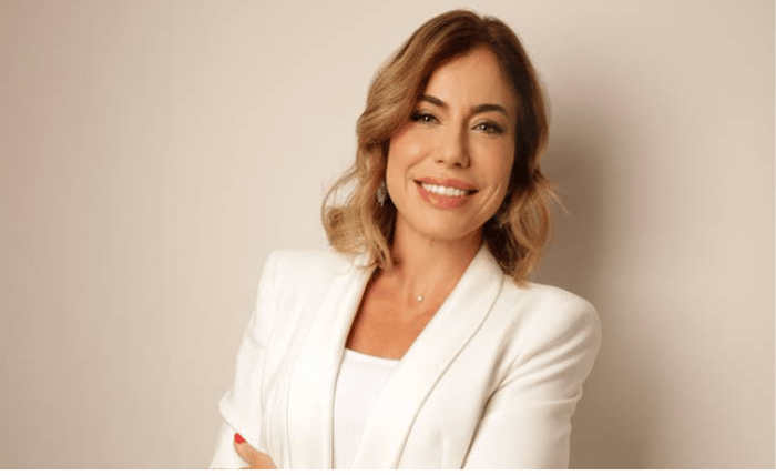 Formação Estrategista de Marketing Camila Renaux